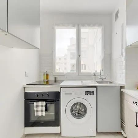 Appartement 4 Min Rer A -15min - Parking Gratuit Champs-Sur-Marne